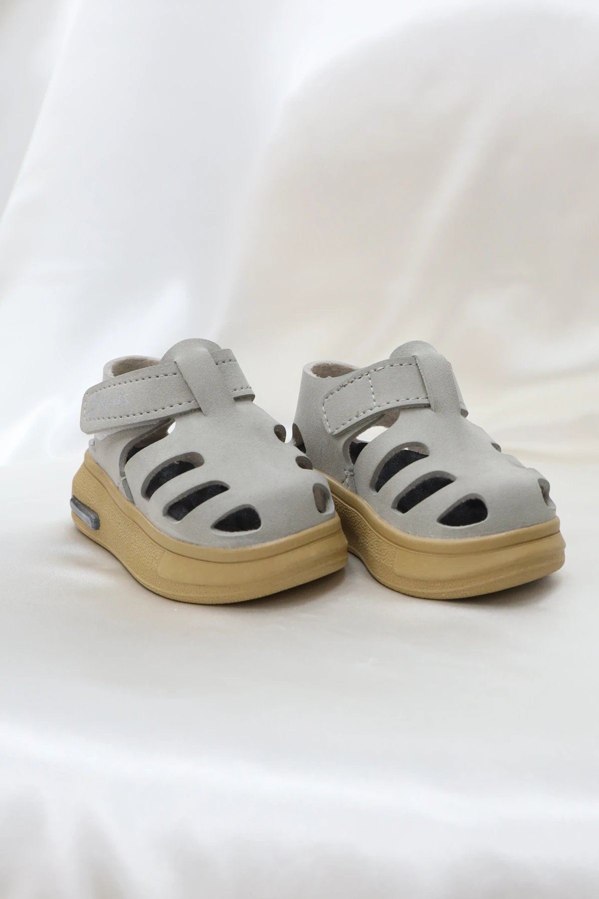 Işıklı Cırtlı Çocuk Sandalet Gri - 33175.264.